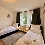 Cozyhome Zwenkauer * Zwenkau